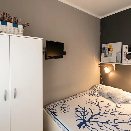 Frühstückspension Montecarlo 2*