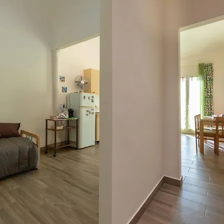 Apartment Mag Little *