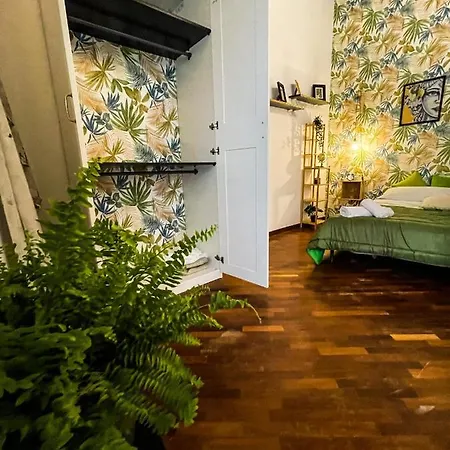 Charming House In The Historic Center Of Apartment