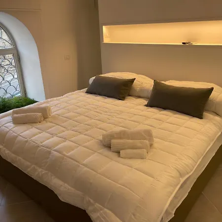Cathedral House Design Apartment