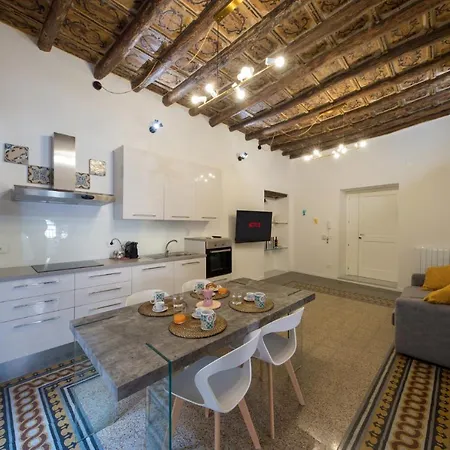 Casta Diva Luxury Apartment