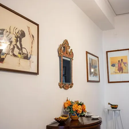 Scirocco House Apartment *