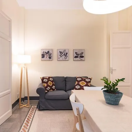 Casa Rorro' Nei Pressi Di Via Roma By Wonderful Italy Apartment