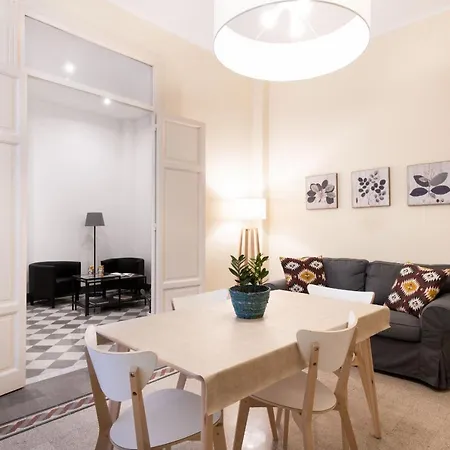 Casa Rorro' Nei Pressi Di Via Roma By Wonderful Italy Apartment