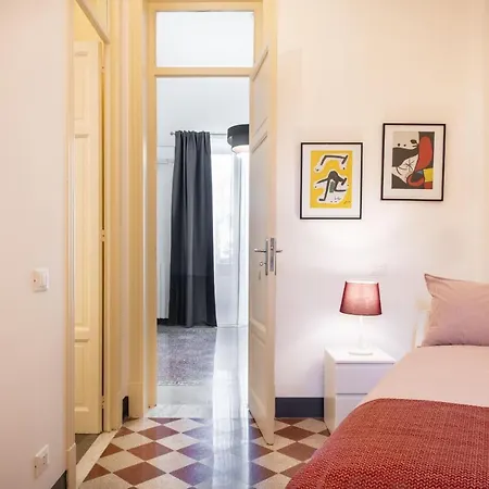 Casa Rorro' Nei Pressi Di Via Roma By Wonderful Italy