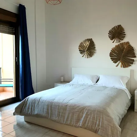 Sea Apartment *