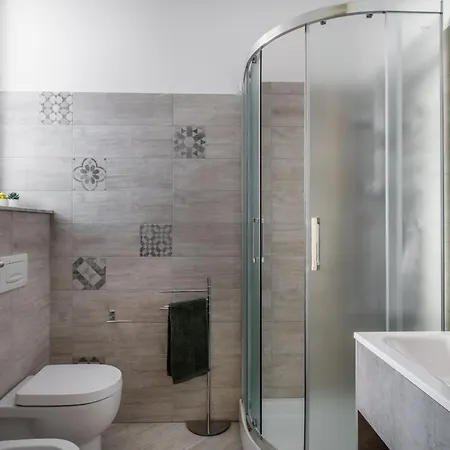 Casa Rorro' Nei Pressi Di Via Roma By Wonderful Italy Apartment