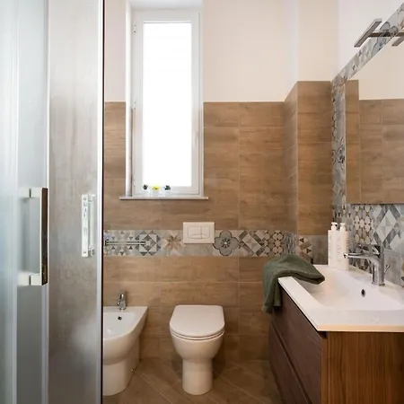 Casa Rorro' Nei Pressi Di Via Roma By Wonderful Italy Apartment