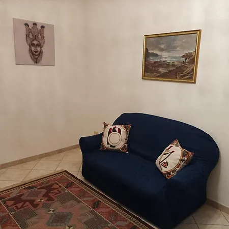 Amuri Siculo, Centro Apartmán