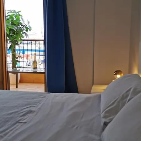 Apartment Sea