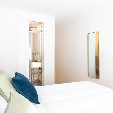 Bed & Breakfast Moncada & 2*