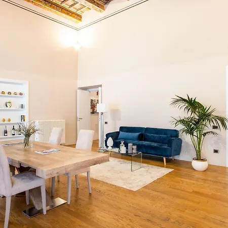 Moncada & Bed & Breakfast