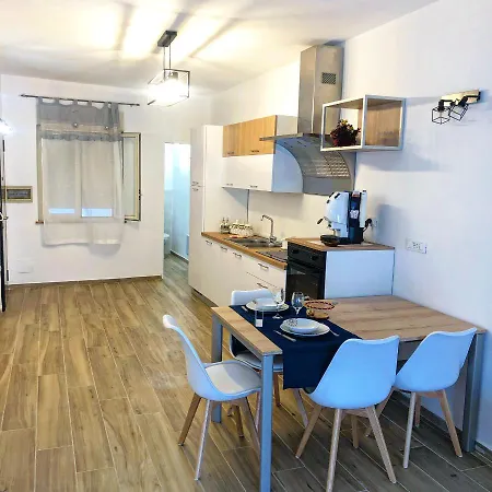Le Case Di Ninni - Giulietta Apartment *