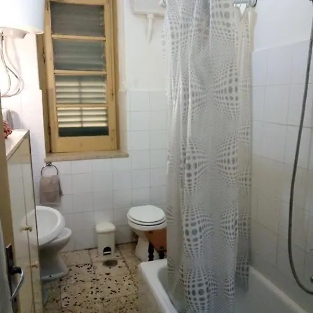Homestay Fz House Palermo
