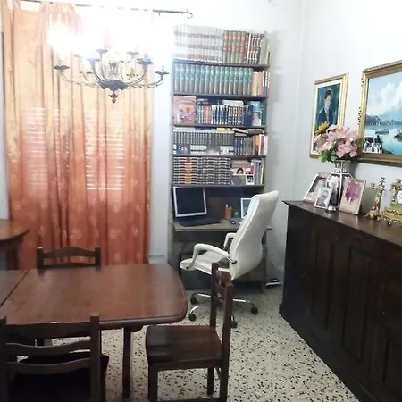 Homestay Fz House Palermo