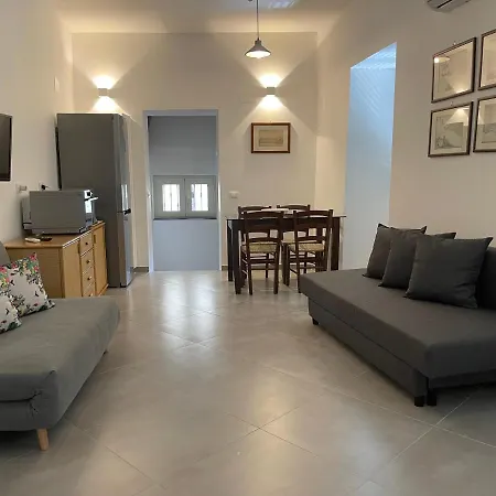 Cathedral House Design * Palermo