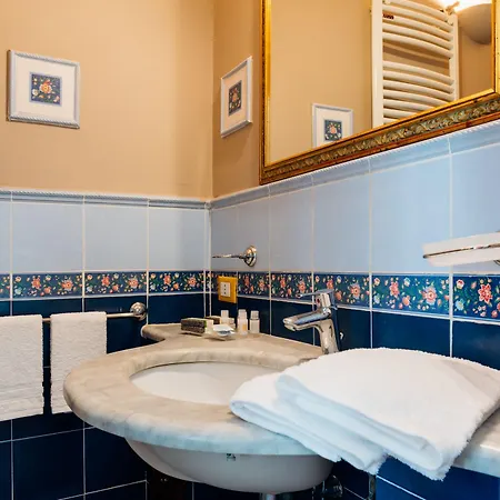 فندق Ambasciatori 4*