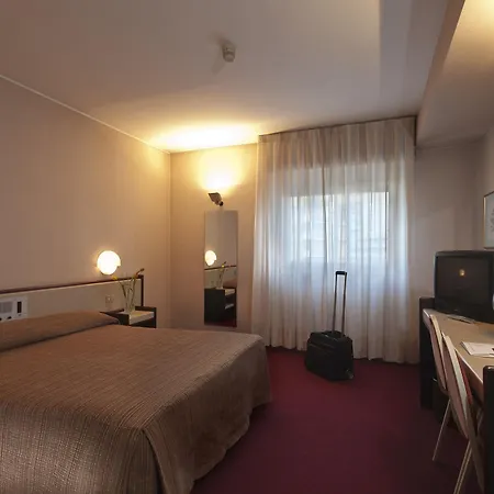 Astoria Palace 4*