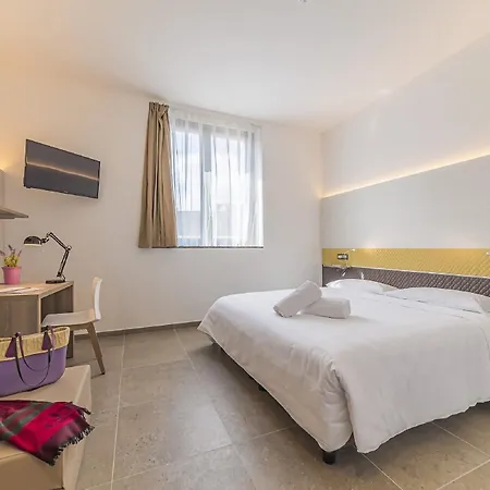 Hotel Camplus Normanni - Casa Per Ferie 3*