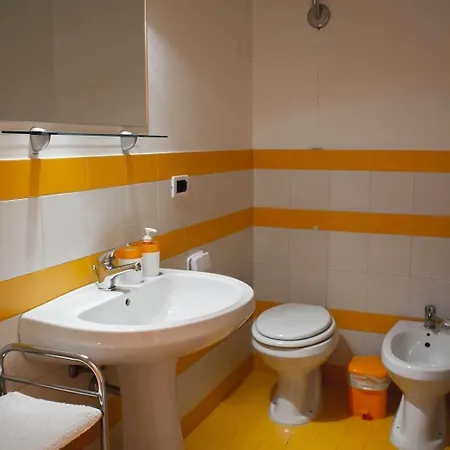 Amelie Hotel 3*