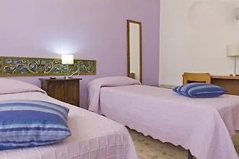 Amelie Hotel