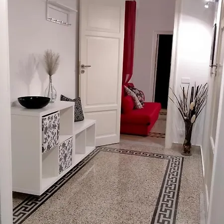 G&G Holiday House Apartment *