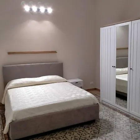 G&G Holiday House *