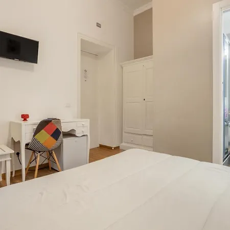 Bella Rooms&suites Bed & Breakfast 2*