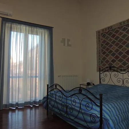 Quarto em Acomodações Particulares Franziska Lift&ac A Ballarò 2 *