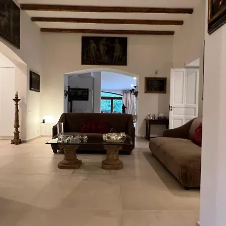 Domus Orestea Villa *