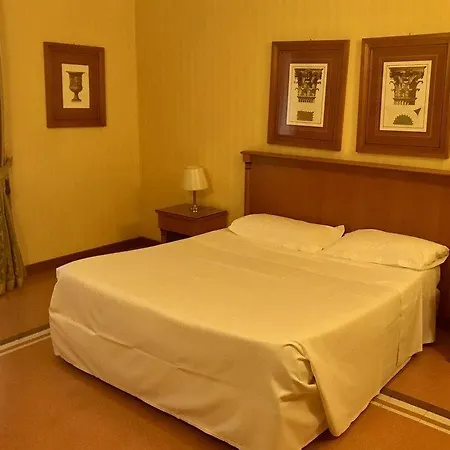 Residenza D'aragona 4*