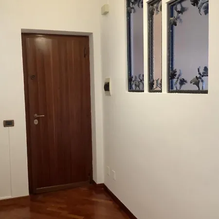 Apartment Leo's