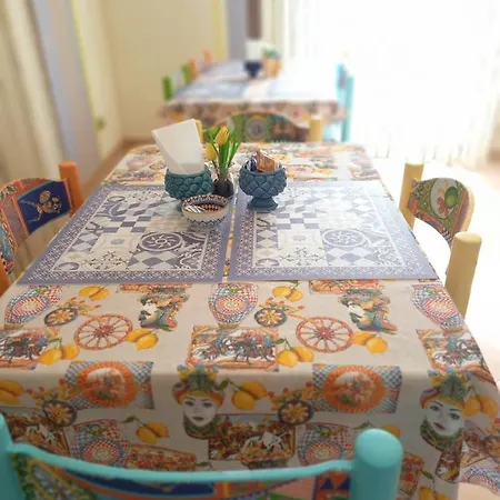 Bed&book Palazzo Cutelli 3*