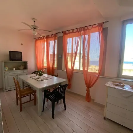 Apartment La Casuzza Sul Mare *