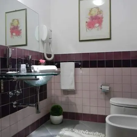 Oreto Centro 3* باليرمو