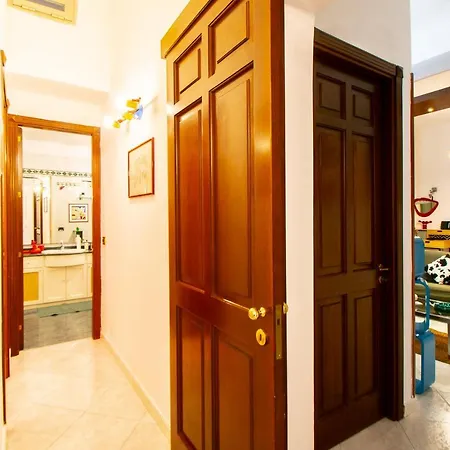 Apartment Art House Arenella Con Terrazze By Wonderful Italy *