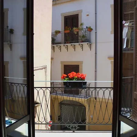 Isula Maison d'hôtes Palerme
