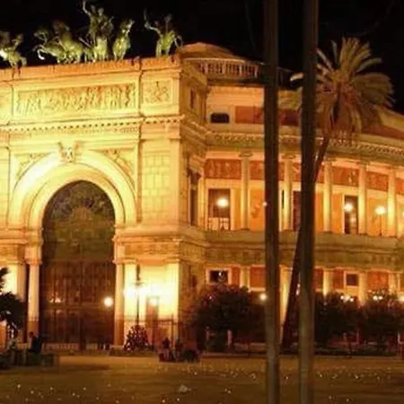 Bed and breakfast Teatro Politeama House Zoe Blu *