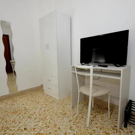 فندق مبيت وإفطار La Casa Del Moro - Al Politeama *