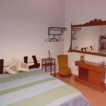 Nostra Casa Bed & Breakfast *
