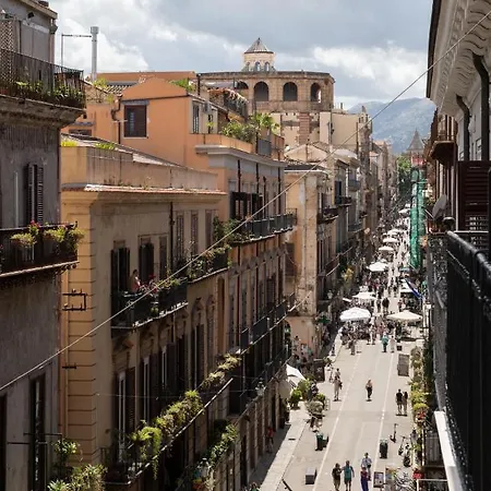 Villena Plaza By Wonderful Italy 2*