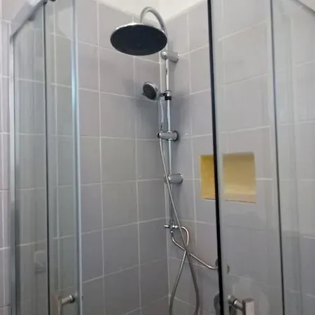 Studio10 Apartment *