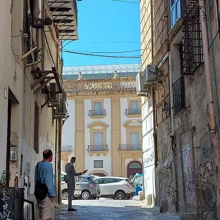 Apartment In Pieno Centro I Mori E Le Dame