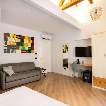 Oda ve Kahvaltı Villena Plaza By Wonderful Italy 2*