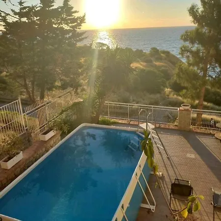 Villa's On The Beach, Swimming Pool A/c