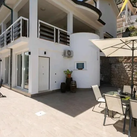 Villa's On The Beach, Swimming Pool A/c Holiday home *