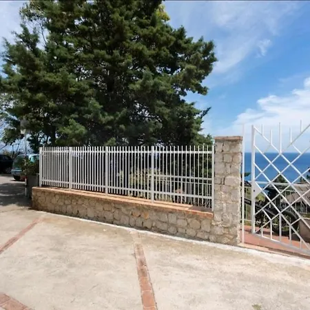 Holiday home Villa's On The Beach, Swimming Pool A/c *