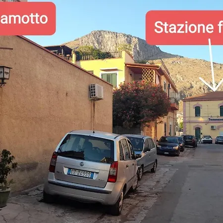 Casa Il Bergamotto Holiday home *