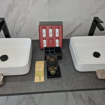 Al Balhara Suites &