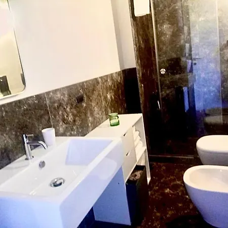 Lancia Di Barolo Apartment